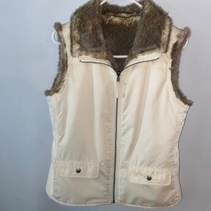 Faux fur lined women’s vest